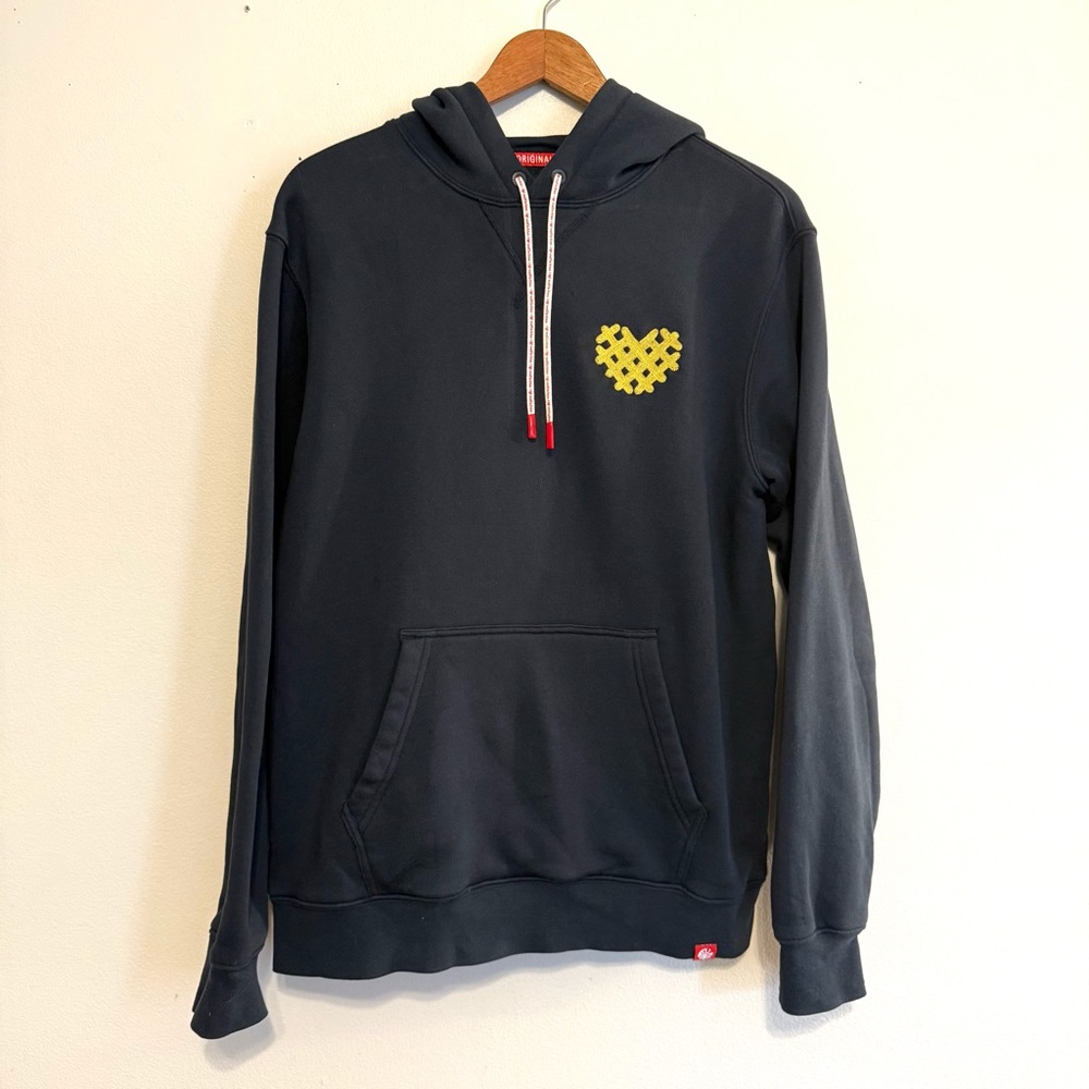 Chick-fil-A Men’s Pullover Hoodie Logo Graphic Sweatshirt Size S Dark Charcoal